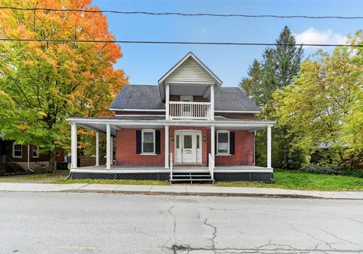 Two or more stories for sale - 118 Rue Craig, Pointe-Claire (Montreal Island), J0B2H0
