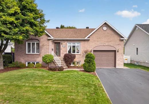 Bungalow for sale - 800 Rue de la Batiscan, Drummondville, J2C7P3