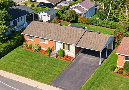 Bungalow for sale - 880 Boul. des Chutes, Drummondville, J2B6A3