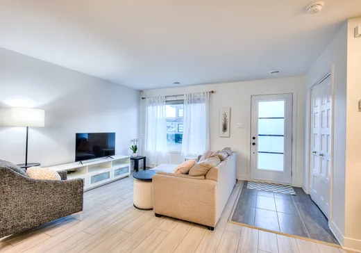 Maison à vendre - 190 Rue Marcel-Dostie 3, Les Coteaux, J7X 0B8