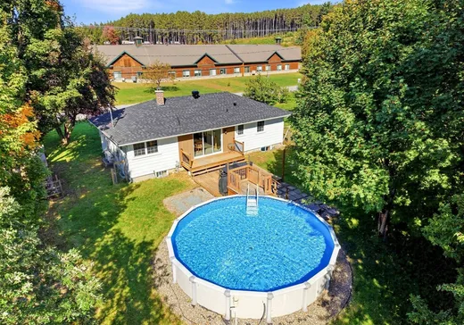 Bungalow à vendre - 1420 Rue Campbell, Sherbrooke, J1M0C1