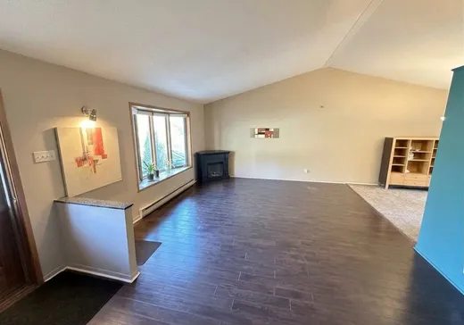 Maison à vendre - 405 Rue Le Corbusier, Trois-Rivières-Ouest, G8Z 4K1