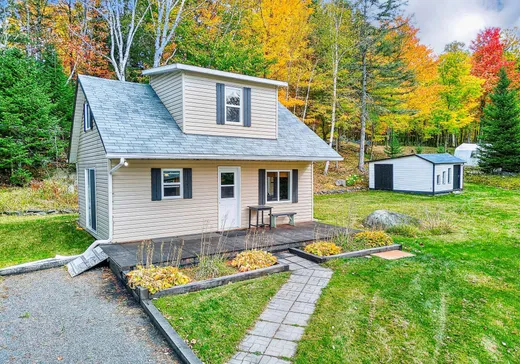 Two or more stories for sale - 3775 Rg Fontarabie, Ste-Ursule, J0K3M0