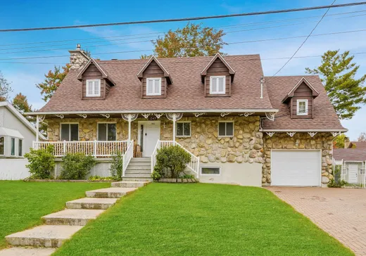 Two or more stories for sale - 1347-1349 Av. Phillips, Mascouche, J7L2P3