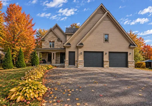 Maison à étages à vendre - 189 Rue de l'Oiselet, Saint-Colomban, J5K0C1