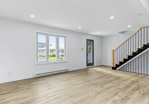 House for sale - 2760 Rue St-Charles, Saint-Hyacinthe, J2T 1W5