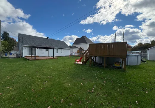 Maison à vendre - 1445 Rue de Jonquière, Gatineau, J8R 2V1