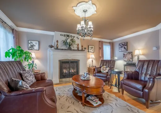 Maison à vendre - 159 Rue des Tulipes, Otterburn Park, J3H 5Y4