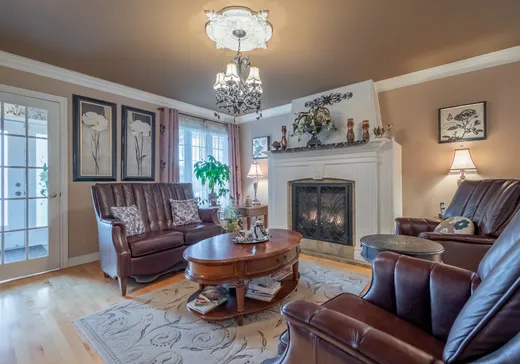 Maison à vendre - 159 Rue des Tulipes, Otterburn Park, J3H 5Y4