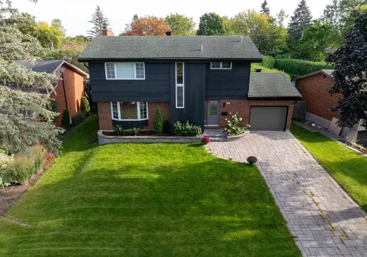 Maison à vendre - 1467 Rue de Val-Brillant, Laval (Sainte-Dorothee), H7Y 1T7