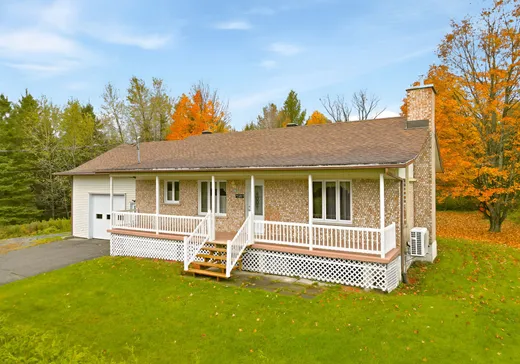 House for sale - 668 Rue Principale, St-Evariste-De-Forsyth, G0M 1G0