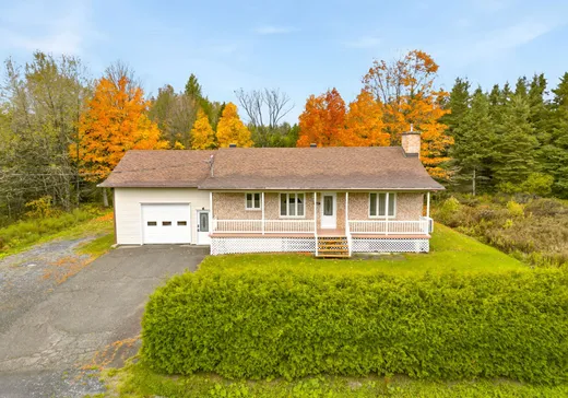 House for sale - 668 Rue Principale, St-Evariste-De-Forsyth, G0M 1G0