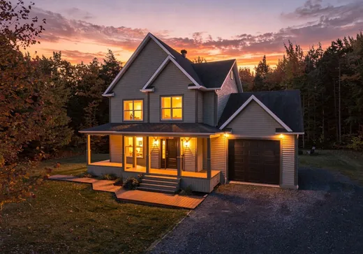 Two or more stories for sale - 795 Rue de la Grande-Coulée, Sherbrooke, J1N4J7