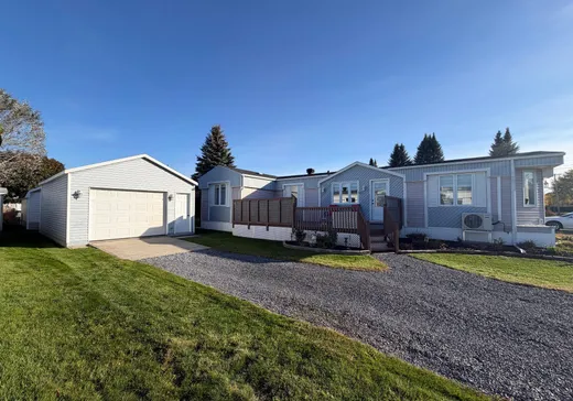 Maison à vendre - 15 Ch. de la Grande-Ligne, Granby, J2J 0K7