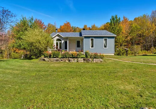 Maison à vendre - 8 Rue Western (8Z), Waterloo, J0E 2N0