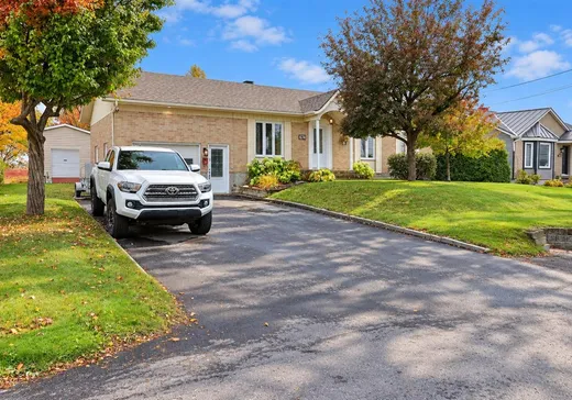 Maison à vendre - 674 Ch. de Rivière-Verte, Saint-Antonin, G0L 2J0
