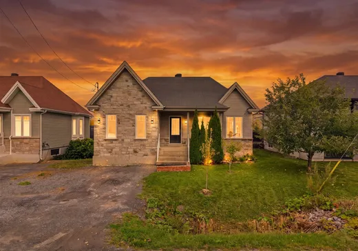 Maison à vendre - 78 Rue Kelly, Saint-Jean-sur-Richelieu, J2X 5S2