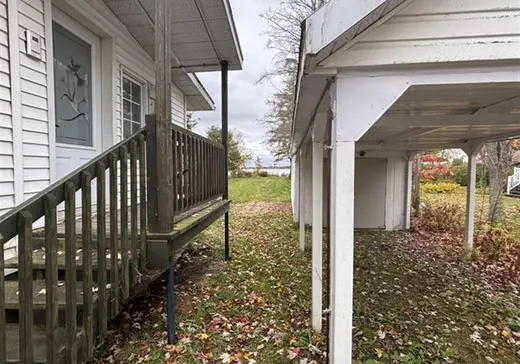 Maison à vendre - 3320 Ch. du Tour-du-Lac, Herouxville, G0X 1J0