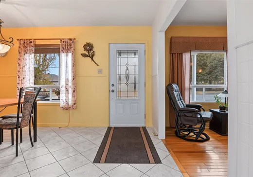 House for sale - 1830 Rue St-Jean-Baptiste, Mont-Joli, G5H 2L8