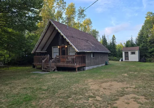 Maison à vendre - 410 Rue des Loisirs, Saint-Raymond, G3L 2J4