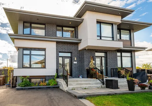 Maison à étages à vendre - 3100 Rue André, Sainte-Marthe-sur-le-Lac, J0N1P0