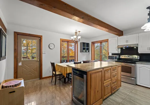Maison à vendre - 5010 Rue Morin, Val Morin, J0T 2R0