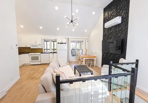 Maison à vendre - 810 Ch. du Lac-d'Argile, Chertsey, J0K 3K0