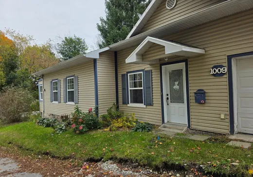 Bungalow for sale - 1009 Rue Plessis, Sherbrooke, J1H2K1