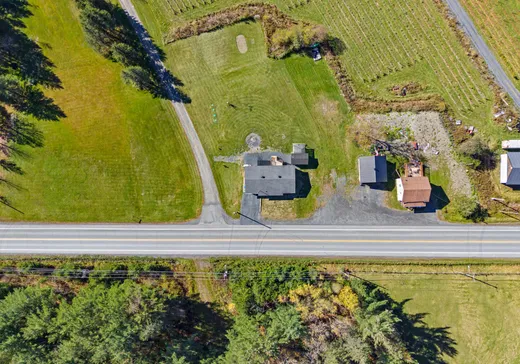 Maison à vendre - 40 1re Avenue E., Saint-Martin, G0M 1B0