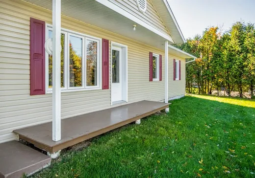 Maison à vendre - 586 Ch. de Notre-Dame-des-Mères, Sherbrooke, J1C 0A7