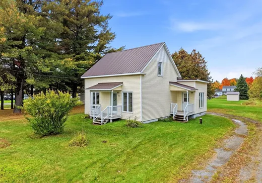 House for sale - 904 Route 116, Acton Vale, J0H 1A0