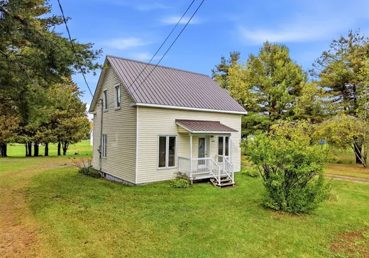 House for sale - 904 Route 116, Acton Vale, J0H 1A0