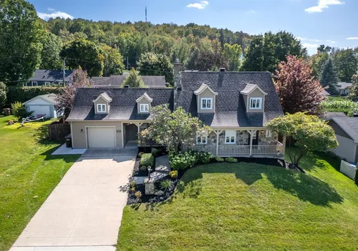 Maison à étages à vendre - 2394 Rue des Cyprès, Sherbrooke, J1G3W9