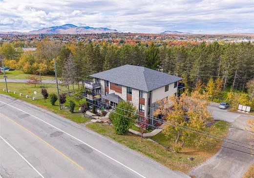 Condo à vendre - 1537 Rue Principale E., Magog, J1X 1Z8