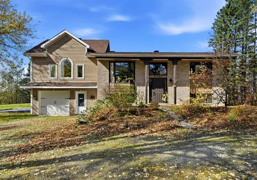 Bungalow à vendre - 2540 Rue Ernest-Camiré, Repentigny, J0B2P0