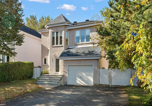 Maison à vendre - 3885 Rue Antoine-Blondin, Laval (Fabreville), H7R 5Z7