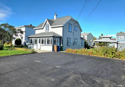 Maison à vendre - 52 Rue des Pins, Matane, G4W 1T1