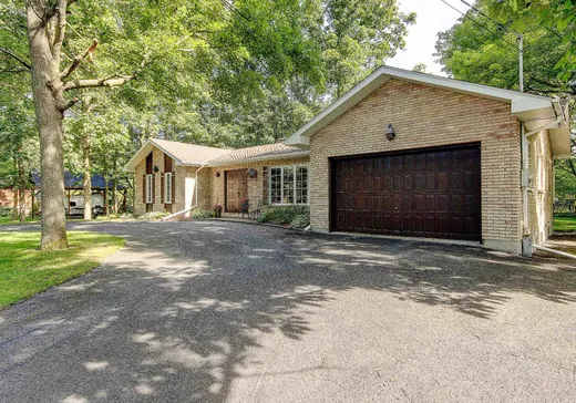 Maison à vendre - 33 Rue de l'Âtre, Saint-Jean-sur-Richelieu, J2W 1B5