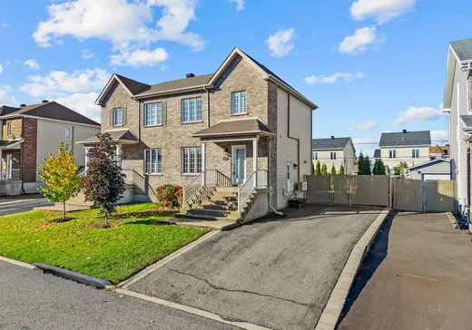 Maison à vendre - 1191 Rue Alphonse-Rainaud, Laval (Sainte-Rose), H7L 0C2