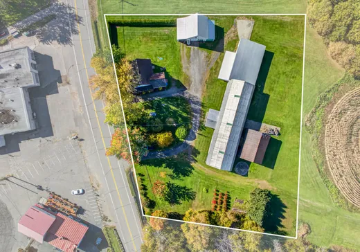 Maison à vendre - 680 Rue Principale, Sainte-Anne-de-la-Pérade, G0X 2J0