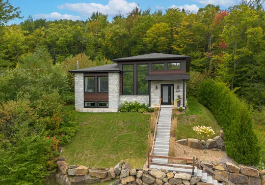 Bungalow à vendre - 223 Rue de Lucerne, Sainte-Brigitte-de-Laval, G0A3K0