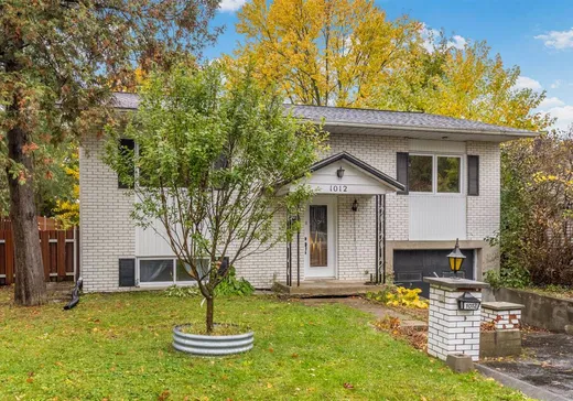 Bungalow à vendre - 1012-1012A 21e Avenue, Laval (Fabreville), H7R4R2