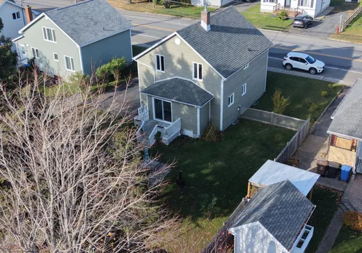 Maison à vendre - 201 Rue St-Joseph, Matane, G4W 1N5