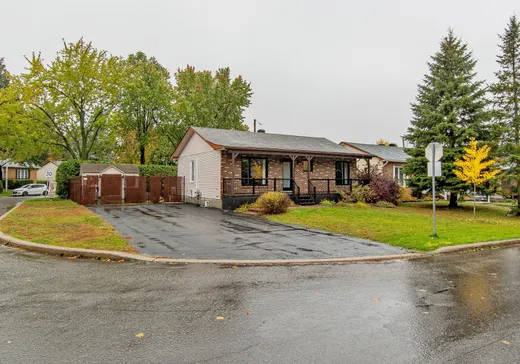 Maison à vendre - 11 Rue Olympia, Blainville, J7C 3X3