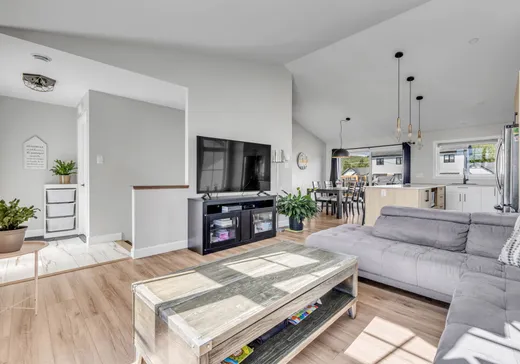 Maison à vendre - 110 Rue de la Clé-des-Champs, Sainte-Anne-de-Beaupré, G0A 3C0