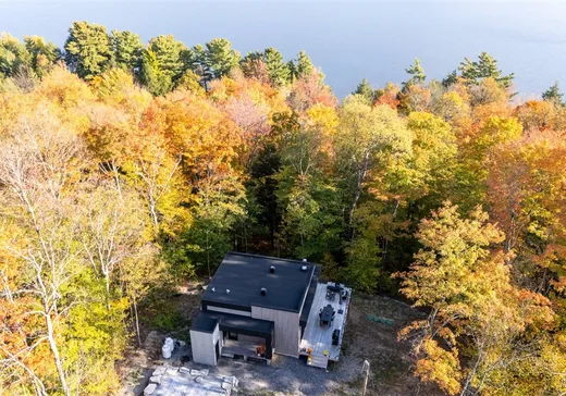 House for sale - 342 Rue des Merisiers, Magog, J1X 0M9