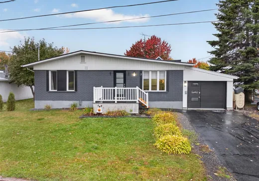 Bungalow for sale - 3 Rue Boisvert, St-Francois-Du-Lac, J0G1M0