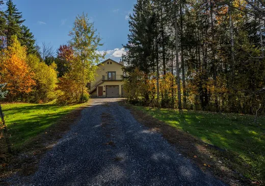 Maison à vendre - 34 Rue des Tangaras, Orford, J1X 0B9