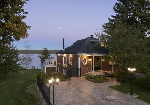 Maison à vendre - 994 Ch. Viens, Magog, J1X 7T1