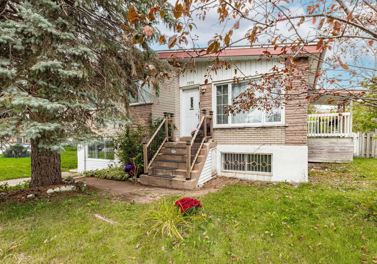 1050 Rue Parnasse — photo 1